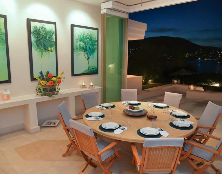 Villa- Lenora -Athens-by-Olive-Villa-Rentals-dining-area