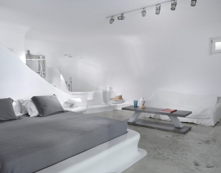 Villa-Allure-Mykonos-by-Olive-Villa-Rentals-bedroom