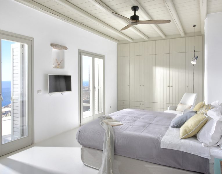 Villa-Allure-Mykonos-by-Olive-Villa-Rentals-bedroom