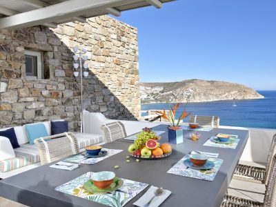 Villa-Allure-Mykonos-by-Olive-Villa-Rentals-veranda