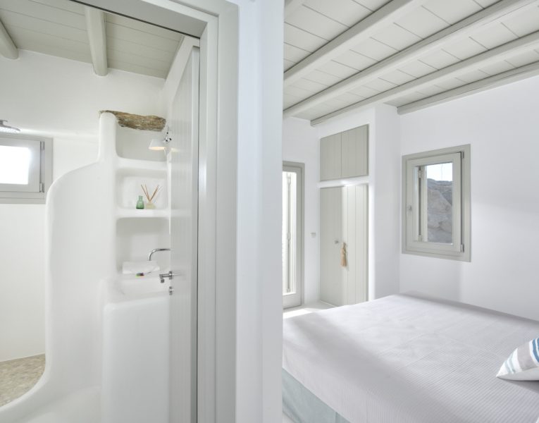 Villa-Allure-Mykonos-by-Olive-Villa-Rentals-bedroom