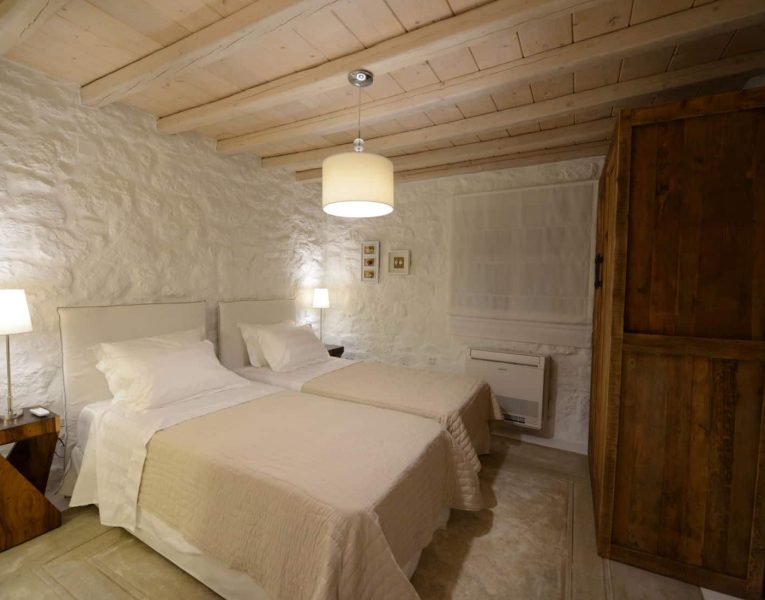Villa-Aquila-Corfu-by-Olive-Villa-Rentals-bedroom