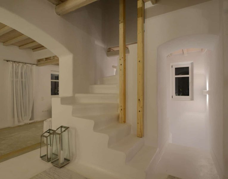 Villa-Casiopea-Mykonos-by-Olive-Villa-Rentals-exterior-views-stairs-entrance-level