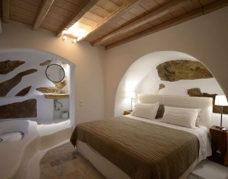 Villa-Delphin-Corfu-by-Olive-Villa-Rentals-bedroom
