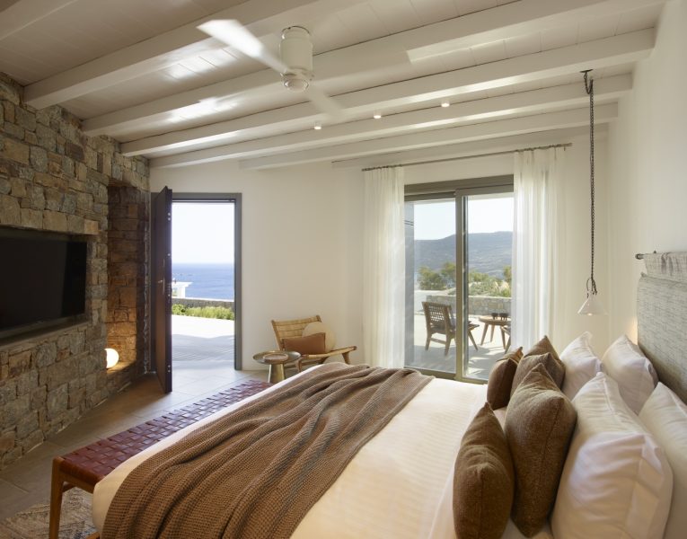 Villa-Grace-Mykonos-by-Olive-Villa-Rentals-bedroom