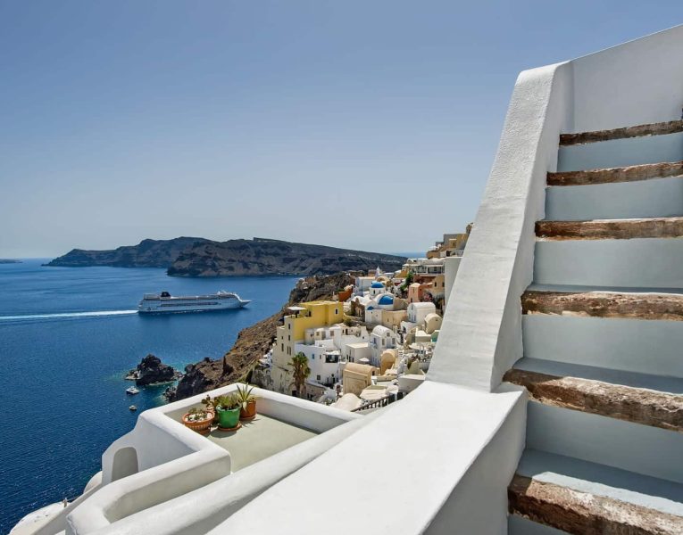 Villa-Cylia-Santorini-by-Olive-Villa-Rentals-terrace