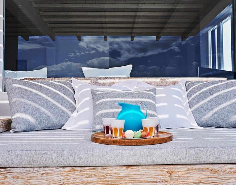 Villa- Leticia-Mykonos-by-Olive-Villa-Rentals-lounge-area
