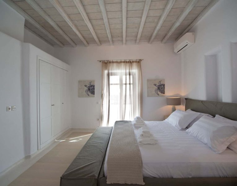 Villa- Margarita-Mykonos-by-Olive-Villa-Rentals-bedroom