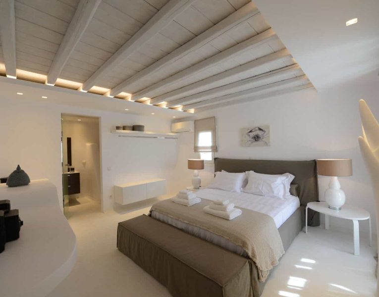 Villa- Martini-Mykonos-by-Olive-Villa-Rentals-bedroom