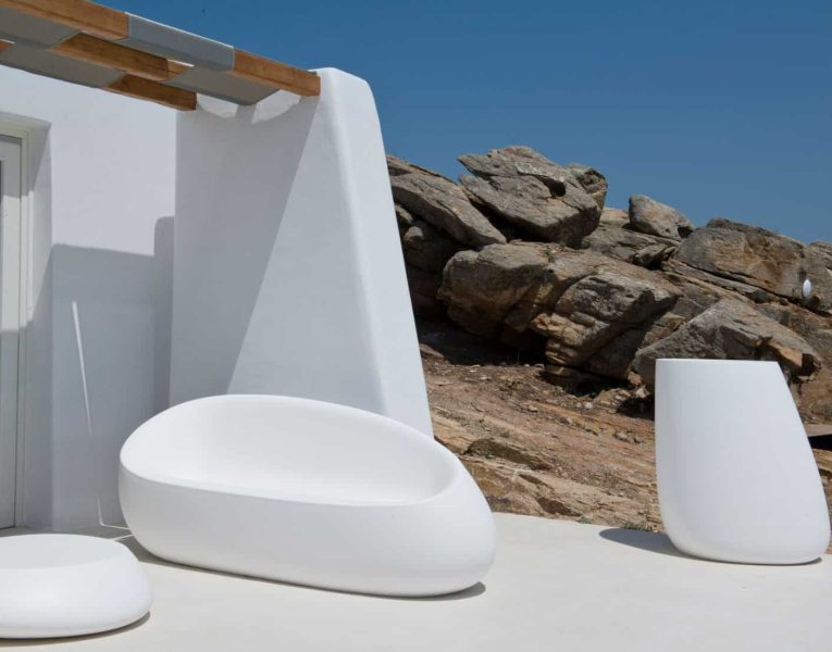 Villa- Velvet-Mykonos-by-Olive-Villa-Rentals-exterior-seating-area