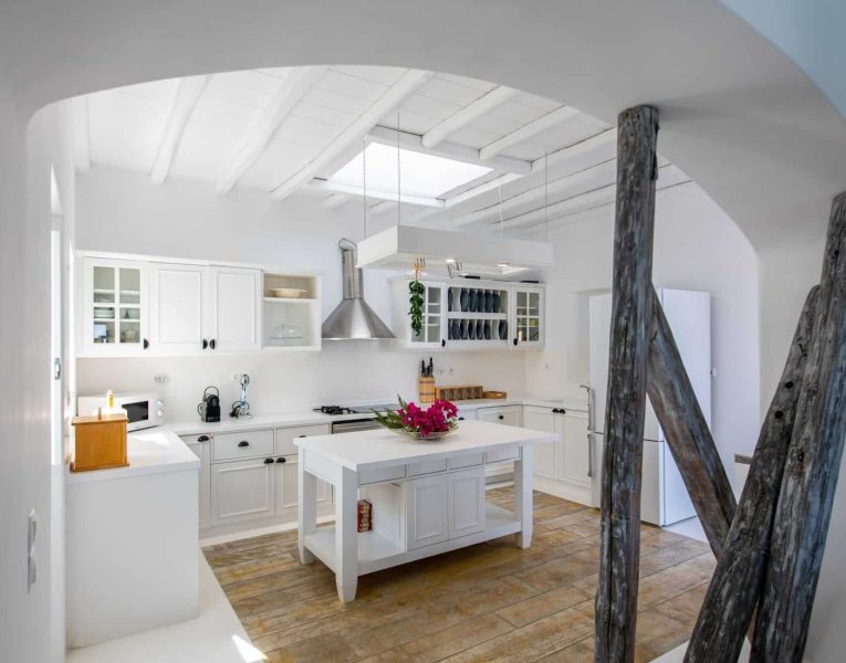 Villa-Myrrini-Mykonos-by-Olive-Villa-Rentals-kitchen