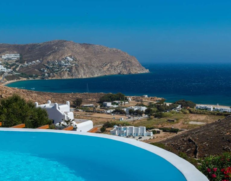 Villa-Myrrini-Mykonos-by-Olive-Villa-Rentals-pool