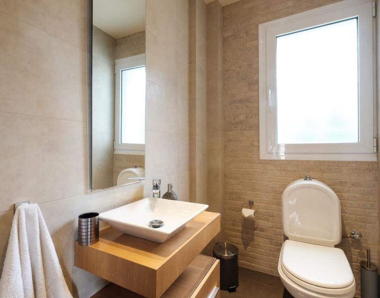 Villa- Amphithea -Nauplion-by-Olive-Villa-Rentals-first-level-bathroom