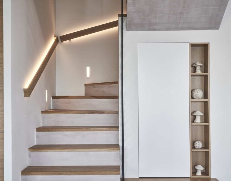 Villa- Clytia -Nauplion-by-Olive-Villa-Rentals-gound-floor-stairs