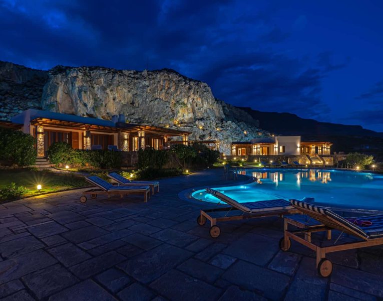 Villa-Helios-Crete-by-Olive-Villa-Rentals-night-view