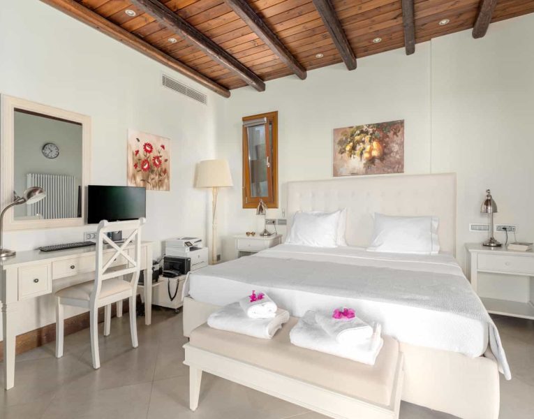Villa-Hesperis-Crete-by-Olive-Villa-Rentals-other-bedroom