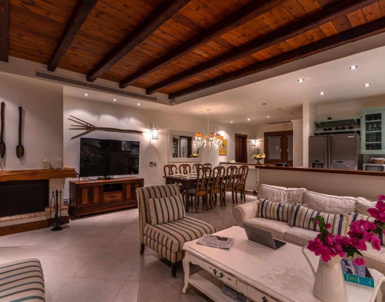 Villa-Hesperis-Crete-by-Olive-Villa-Rentals-dining-2