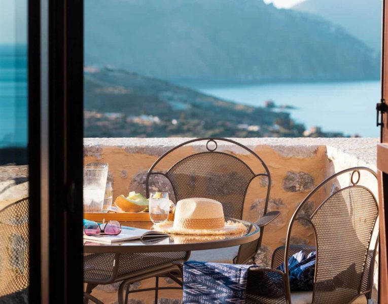 Villa- Roque -Mani-Peninsula-by-Olive-Villa-Rentals-balcony