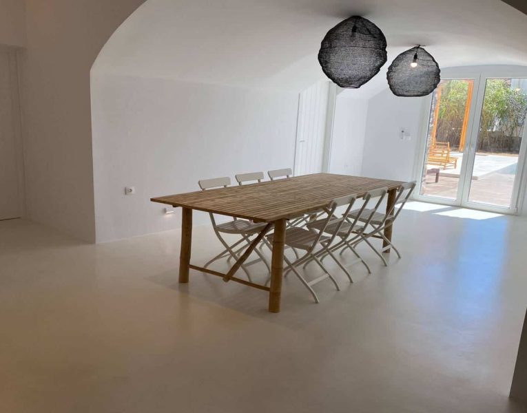 Villa-Felicita-Mykonos-by-Olive-Villa-Rentals-dining-table