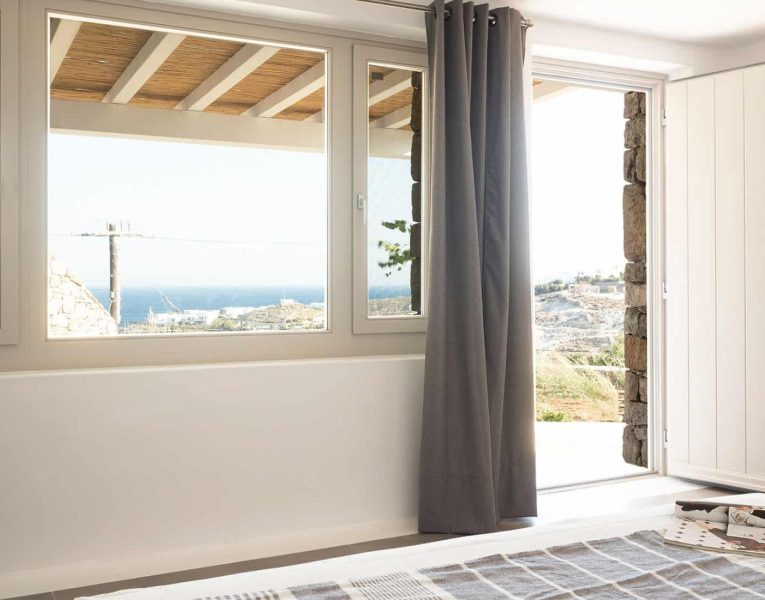 Villa-Etoile-Mykonos-by-Olive-Villa-Rentals-bedroom