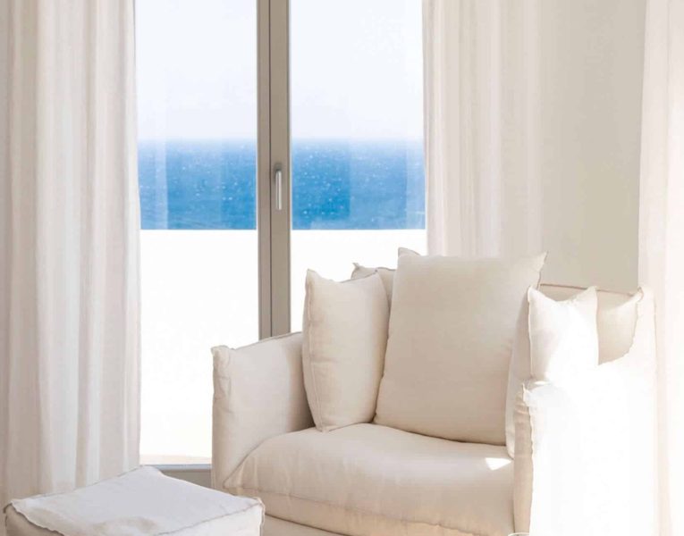 Villa-Etoile-Mykonos-by-Olive-Villa-Rentals-bedroom