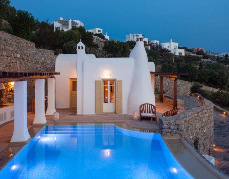 Villa-Fevronia-Mykonos-by-Olive-Villa-Rentals-night-views