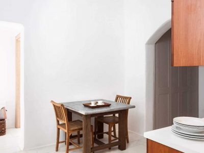 Villa- Julius -Mykonos-by-Olive-Villa-Rentals-table