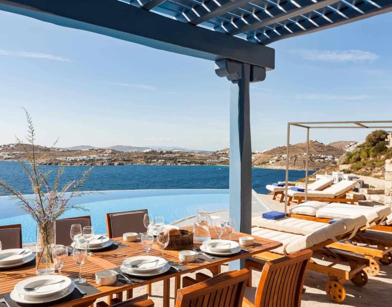 Villa- Julius -Mykonos-by-Olive-Villa-Rentals-exterior-dining-table