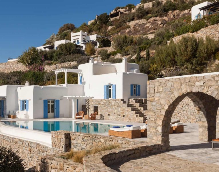 Villa- Octavia -Mykonos-by-Olive-Villa-Rentals-exterior