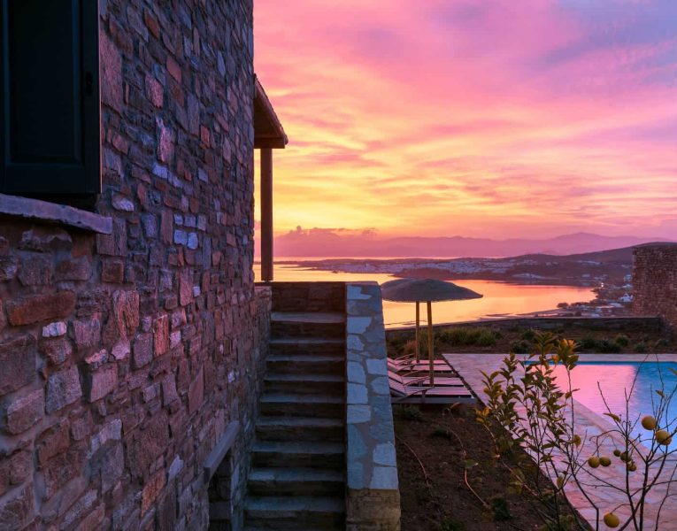 Villa- Cinqo-Paros-by-Olive-Villa-Rentals-sunset