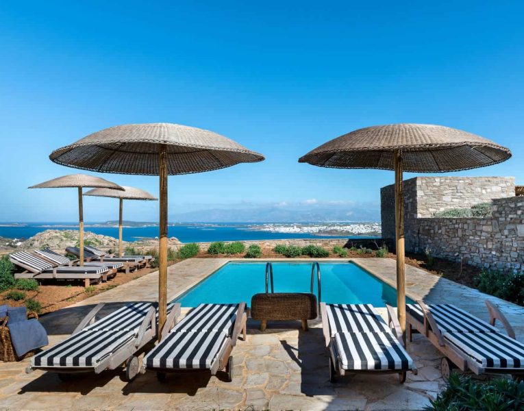 Villa- Cinqo-Paros-by-Olive-Villa-Rentals-exterior-pool-area