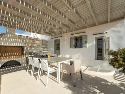 Villa Emilia in Paros by Olive Villa Rentals