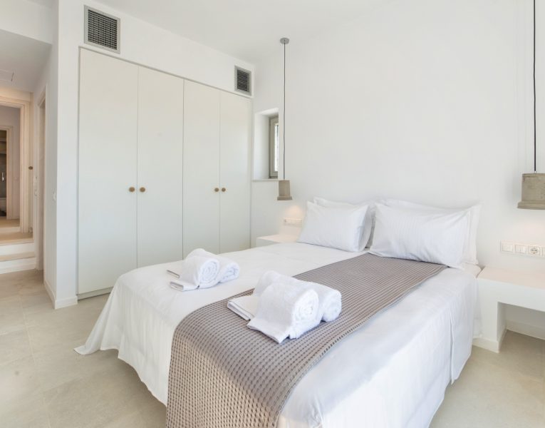 Villa Emilia in Paros by Olive Villa Rentals
