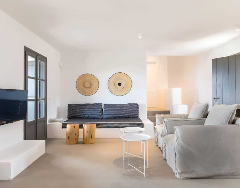 Villa-Quattro-Paros-by-Olive-Villa-Rentals-living-room