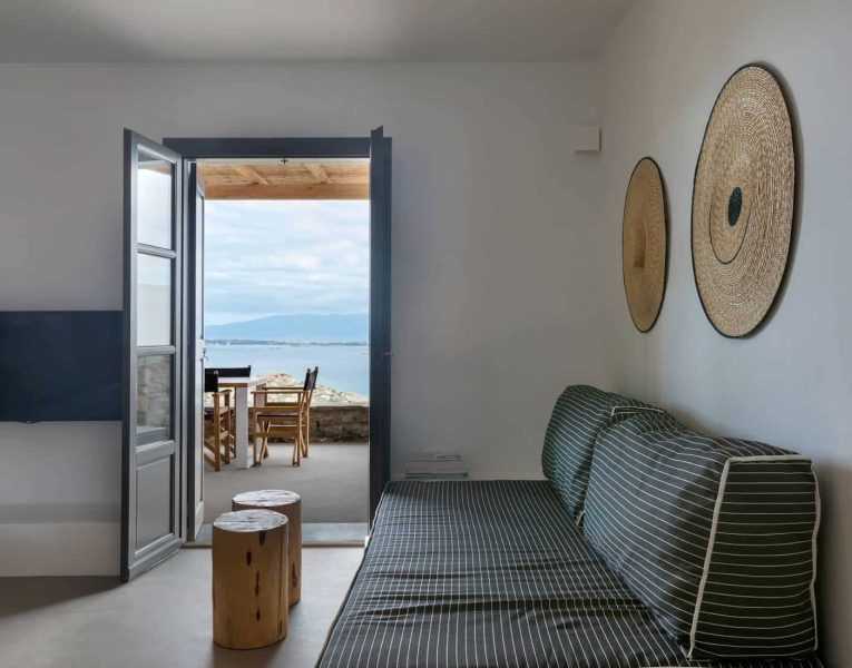 Villa-Quattro-Paros-by-Olive-Villa-Rentals-living-room