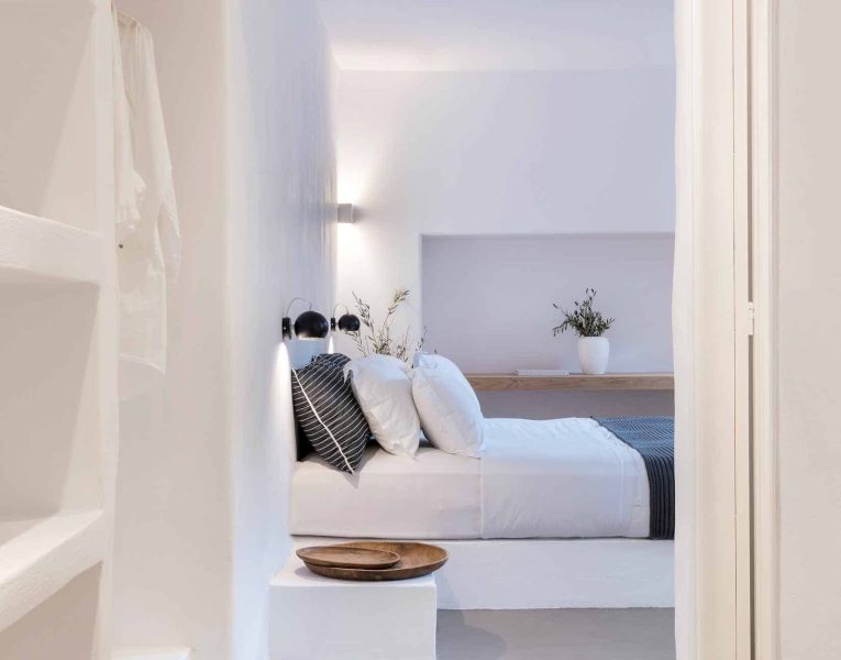 Villa-Quattro-Paros-by-Olive-Villa-Rentals-bedroom