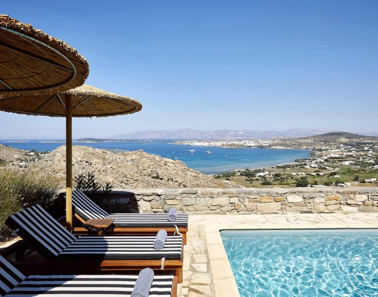 Villa-Quattro-Paros-by-Olive-Villa-Rentals-pool-area