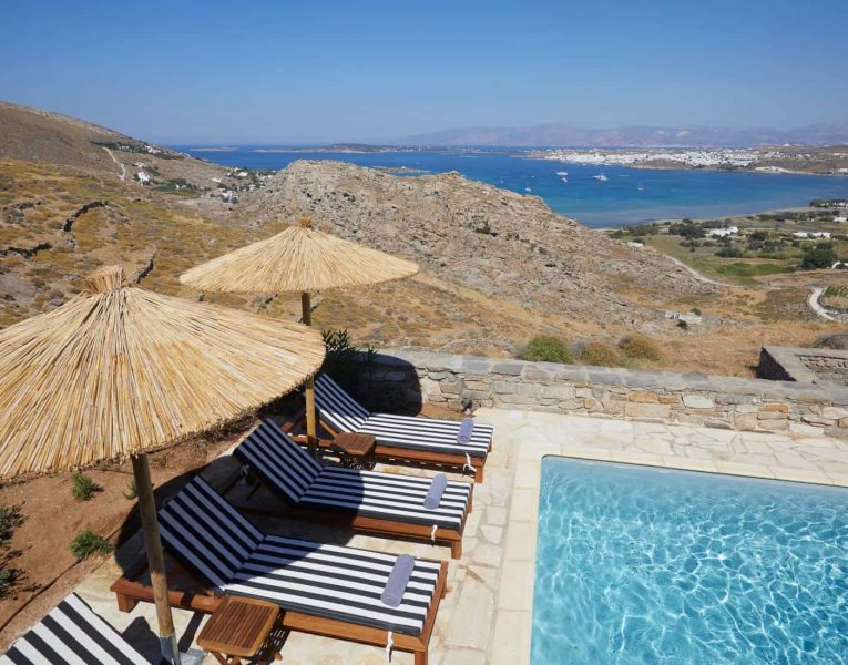 Villa-Quattro-Paros-by-Olive-Villa-Rentals-pool-area