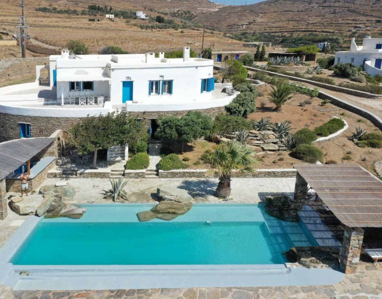 Villa-Lungomare-Tinos-by-Olive-Villa-Rentals-panoramic-pool