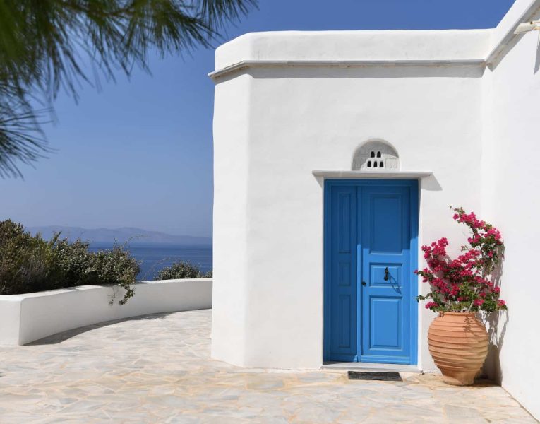 Villa-Lungomare-Tinos-by-Olive-Villa-Rentals-entrance