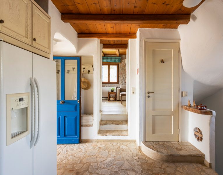 Verdi Estate in Paros by Olive Villa Rentals