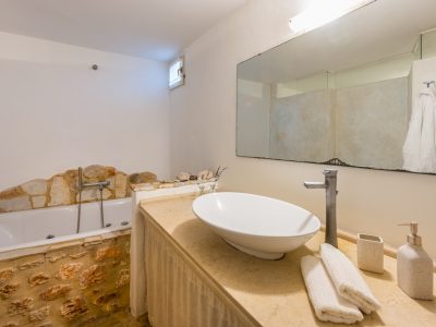Verdi Estate in Paros by Olive Villa Rentals