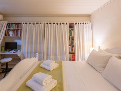 Verdi Estate in Paros by Olive Villa Rentals
