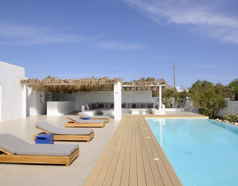 Villa-Apolollonia-Paros-by-Olive-Villa-Rentals-pool-area