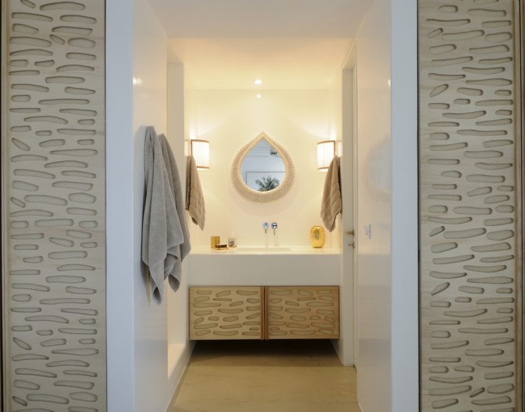 Villa-Apolollonia-Paros-by-Olive-Villa-Rentals-bathroom