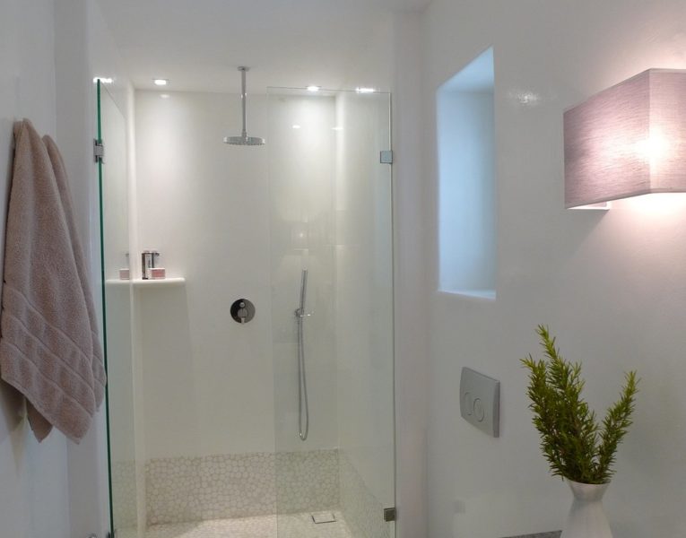 Villa-Apolollonia-Paros-by-Olive-Villa-Rentals-bathroom