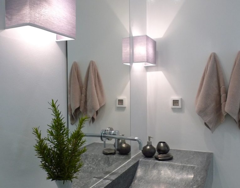 Villa-Apolollonia-Paros-by-Olive-Villa-Rentals-bathroon