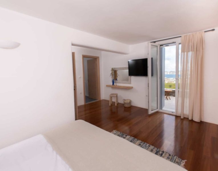 Villa- Coco Complex -Paros-by-Olive-Villa-Rentals-bedroom