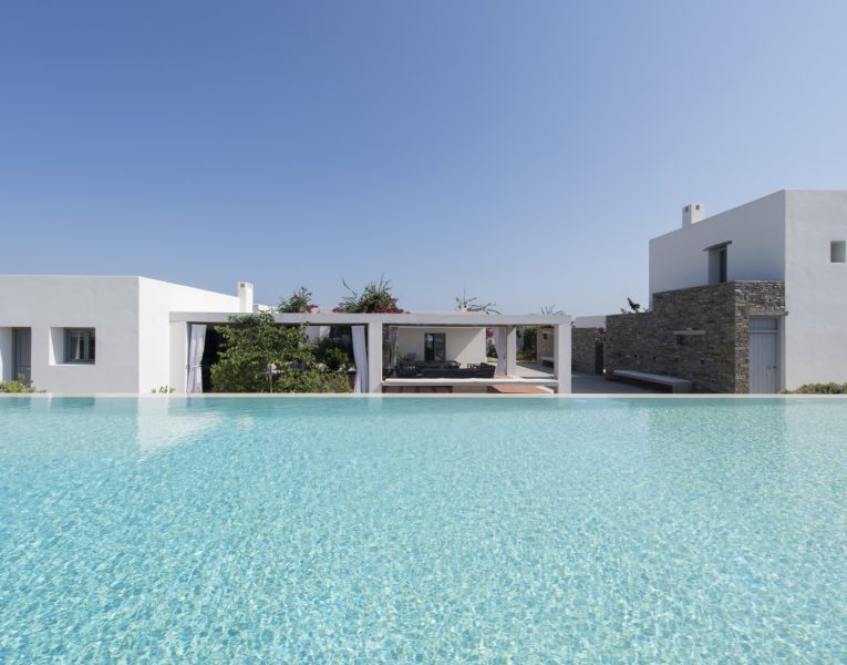 Villa Dolce in Paros by Olive Villa Rentals