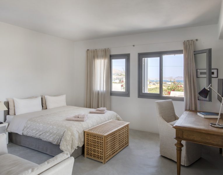 Villa Dolce in Paros by Olive Villa Rentals